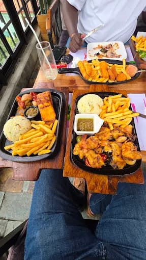 Bosphorus Restaurant & Cafe 5