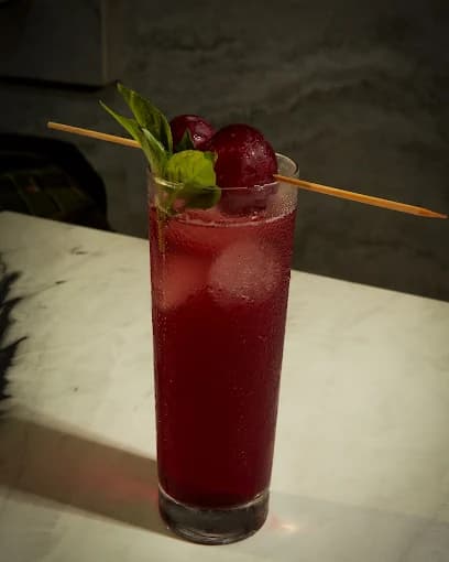 355 Restaurant and Lounge, Labone - Accra 4