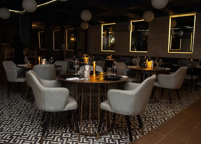 355 Restaurant and Lounge, Labone - Accra 2