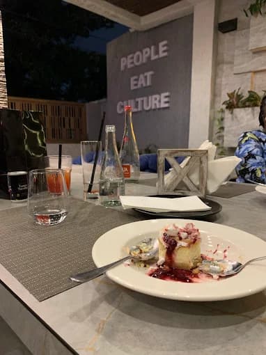 355 Restaurant and Lounge, Labone - Accra 3