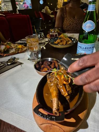 Saint Pablo Restaurant 5